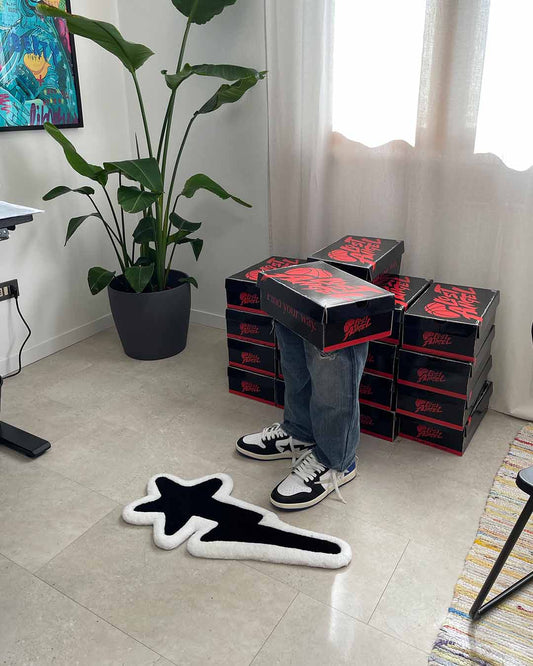 Star Black/White Rug