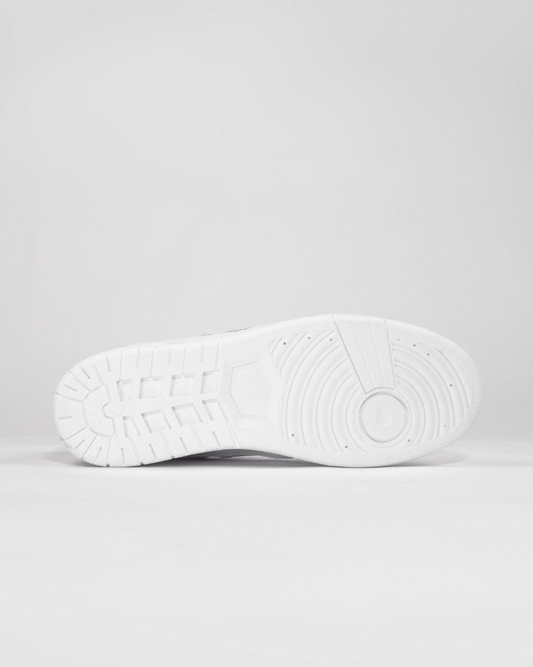 Court Low TRIPLE WHITE