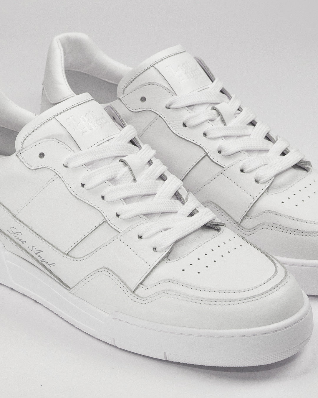 Court Low TRIPLE WHITE